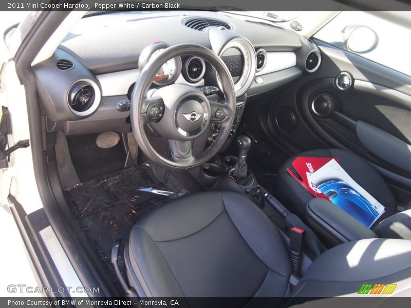 Pepper White / Carbon Black 2011 Mini Cooper Hardtop