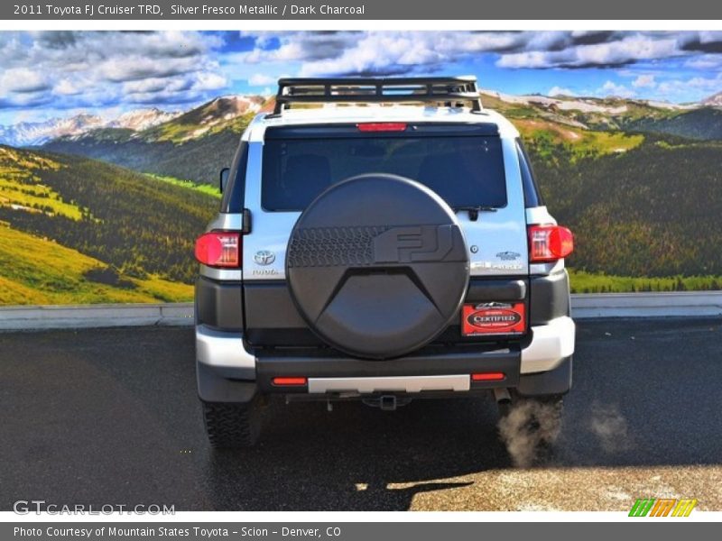 Silver Fresco Metallic / Dark Charcoal 2011 Toyota FJ Cruiser TRD