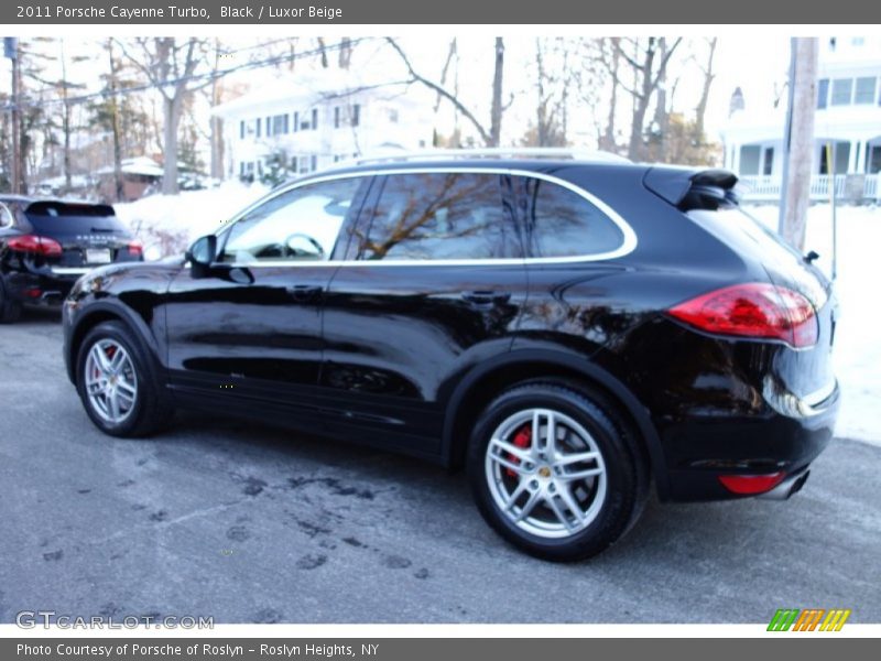 Black / Luxor Beige 2011 Porsche Cayenne Turbo