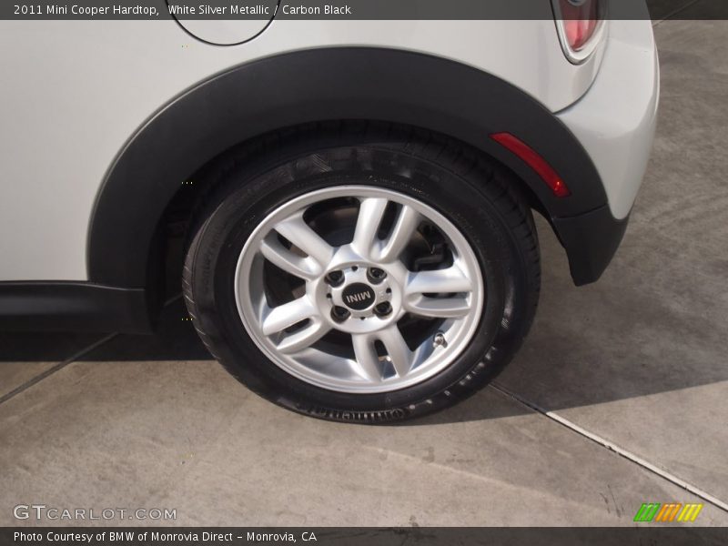 White Silver Metallic / Carbon Black 2011 Mini Cooper Hardtop