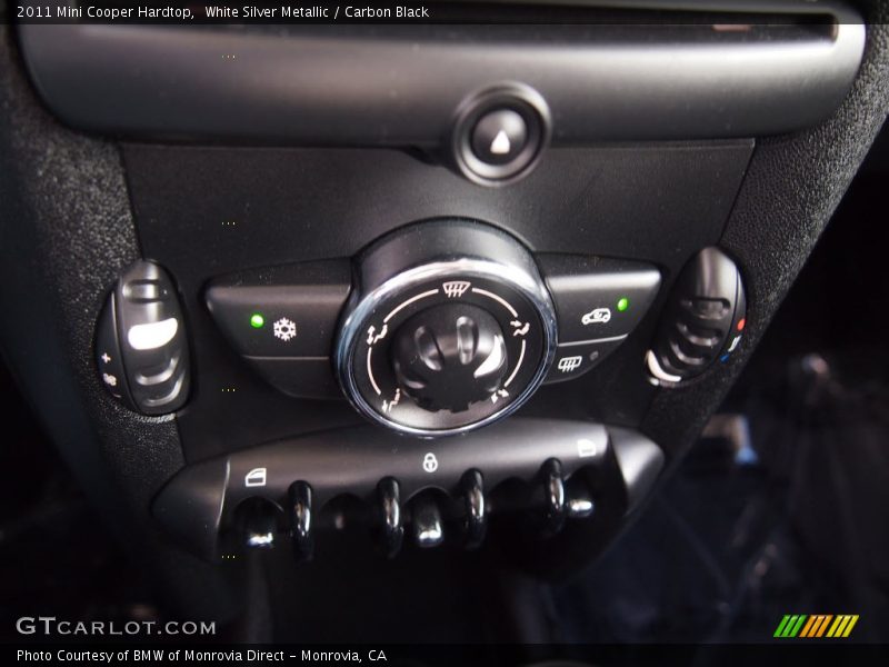 White Silver Metallic / Carbon Black 2011 Mini Cooper Hardtop