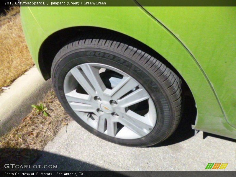 Jalapeno (Green) / Green/Green 2013 Chevrolet Spark LT