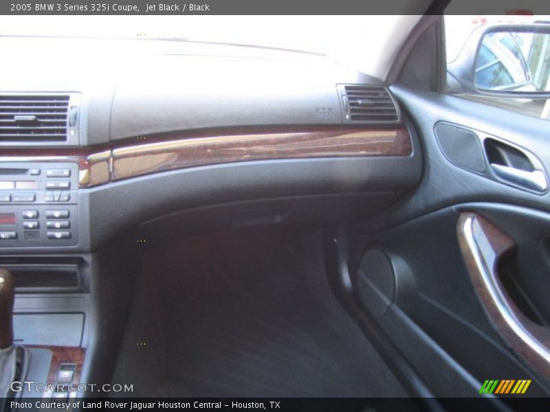 Jet Black / Black 2005 BMW 3 Series 325i Coupe