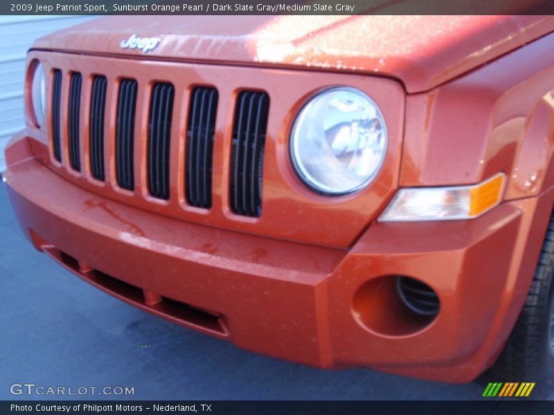 Sunburst Orange Pearl / Dark Slate Gray/Medium Slate Gray 2009 Jeep Patriot Sport