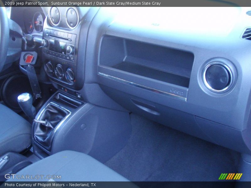 Sunburst Orange Pearl / Dark Slate Gray/Medium Slate Gray 2009 Jeep Patriot Sport