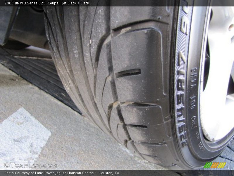 Jet Black / Black 2005 BMW 3 Series 325i Coupe