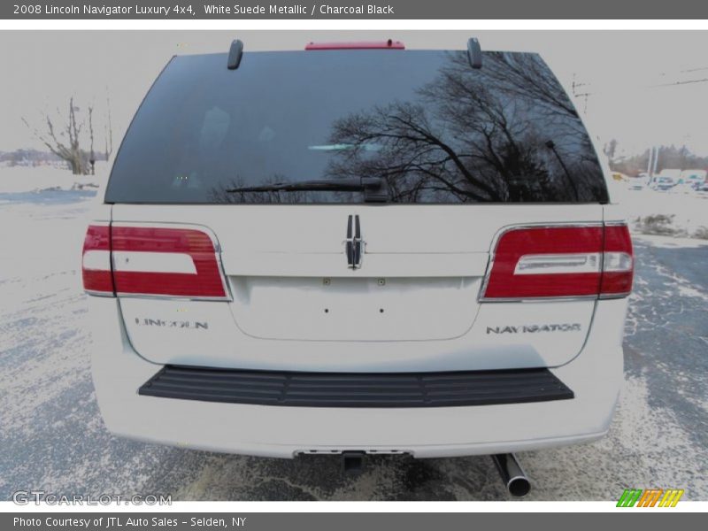 White Suede Metallic / Charcoal Black 2008 Lincoln Navigator Luxury 4x4