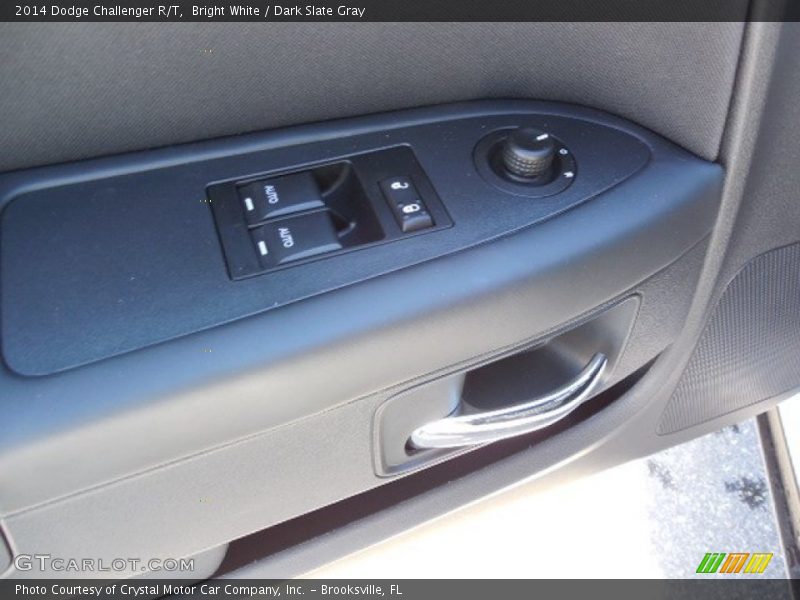 Bright White / Dark Slate Gray 2014 Dodge Challenger R/T