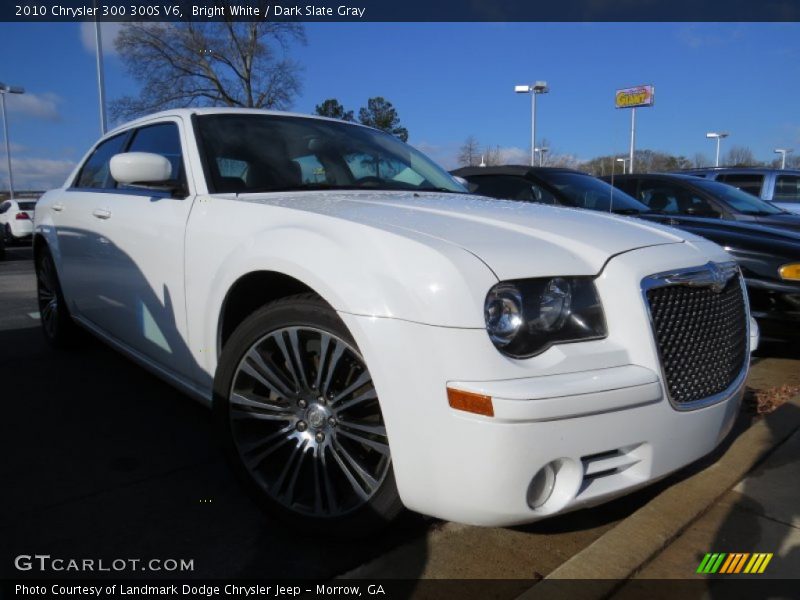 Bright White / Dark Slate Gray 2010 Chrysler 300 300S V6