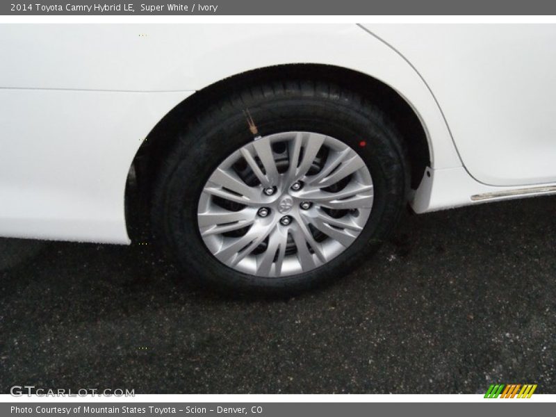 Super White / Ivory 2014 Toyota Camry Hybrid LE