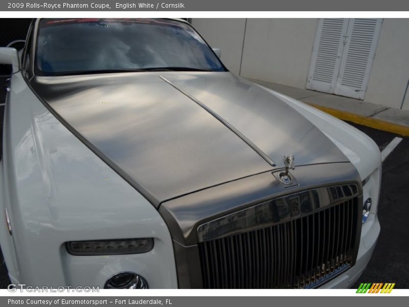 English White / Cornsilk 2009 Rolls-Royce Phantom Coupe