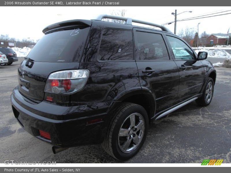 Labrador Black Pearl / Charcoal 2006 Mitsubishi Outlander SE 4WD
