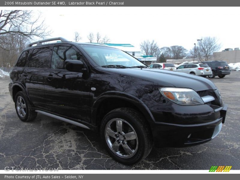 Labrador Black Pearl / Charcoal 2006 Mitsubishi Outlander SE 4WD