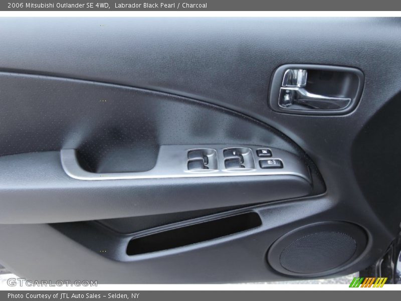 Labrador Black Pearl / Charcoal 2006 Mitsubishi Outlander SE 4WD