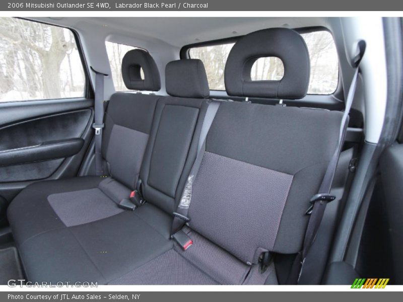 Labrador Black Pearl / Charcoal 2006 Mitsubishi Outlander SE 4WD
