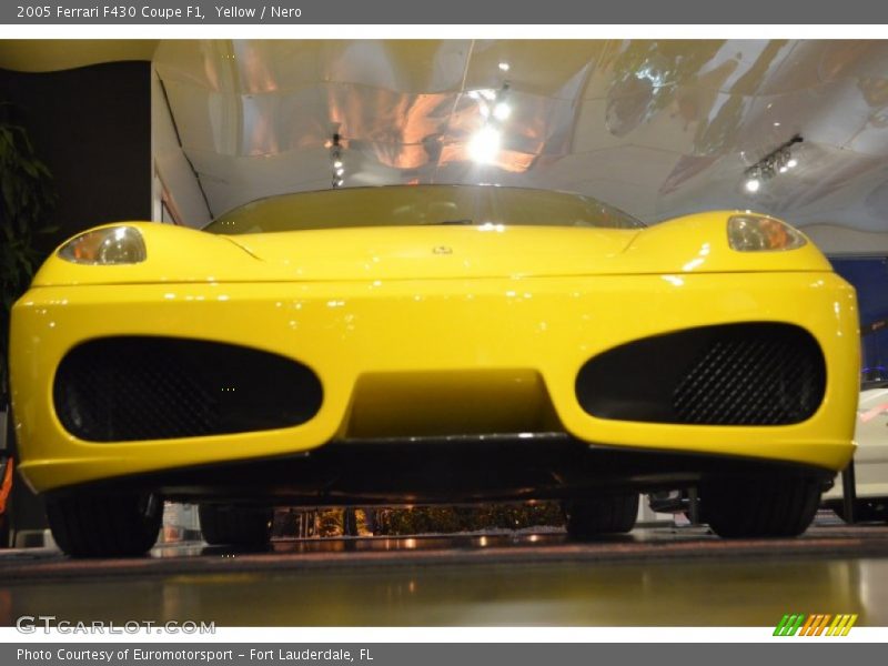 Yellow / Nero 2005 Ferrari F430 Coupe F1