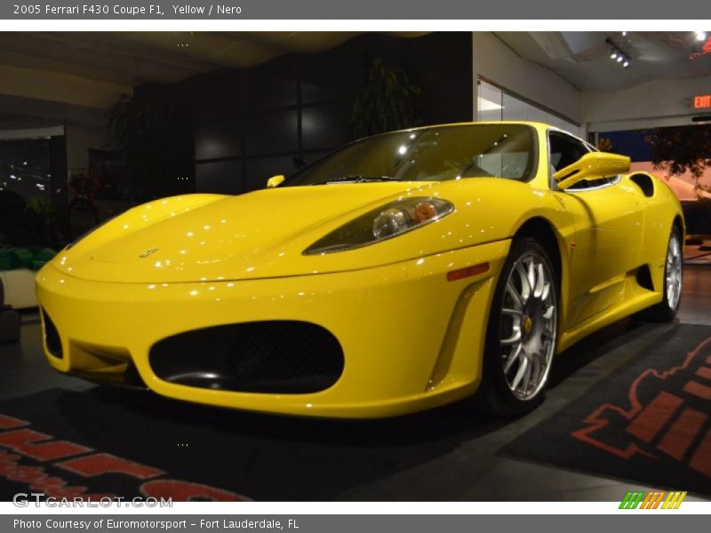 Yellow / Nero 2005 Ferrari F430 Coupe F1