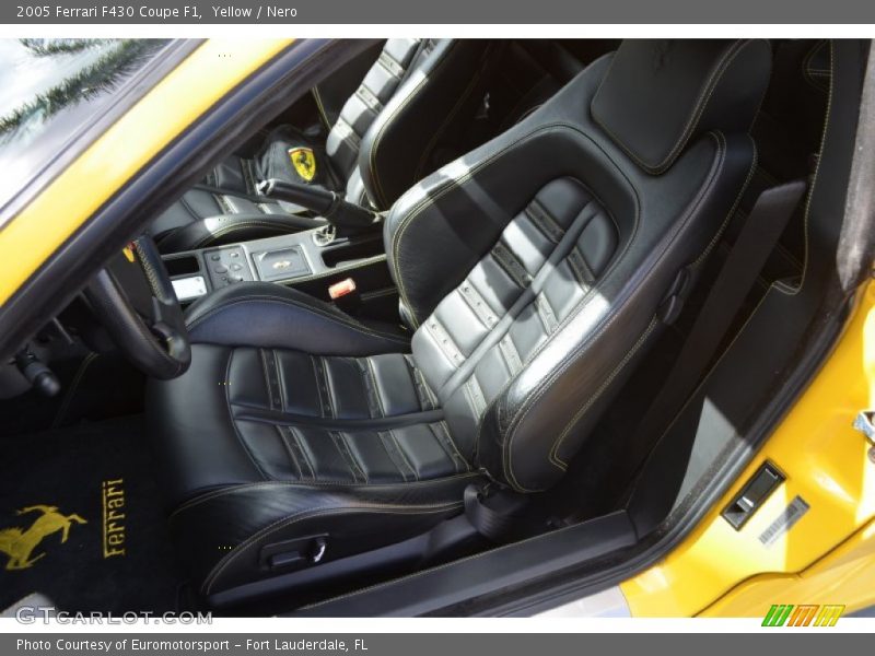 Front Seat of 2005 F430 Coupe F1