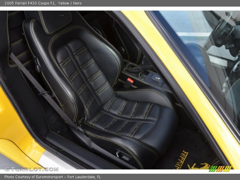 Front Seat of 2005 F430 Coupe F1