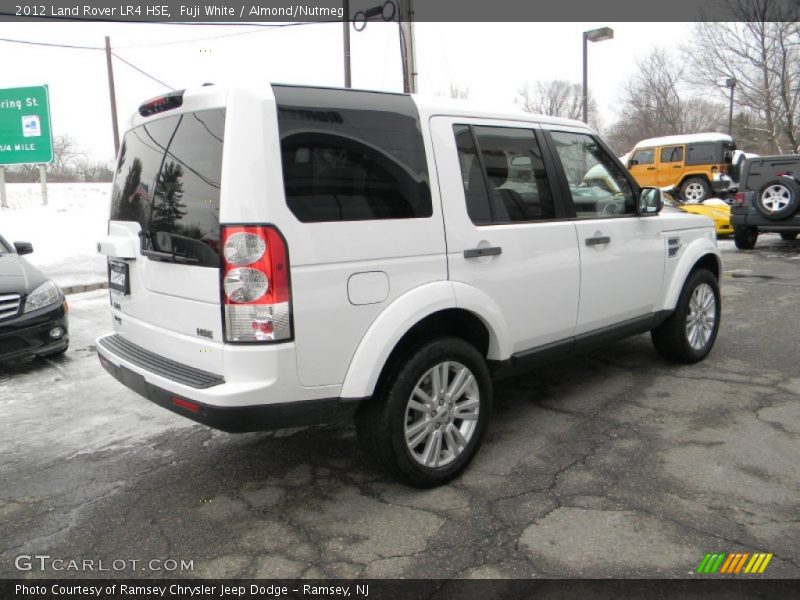 Fuji White / Almond/Nutmeg 2012 Land Rover LR4 HSE