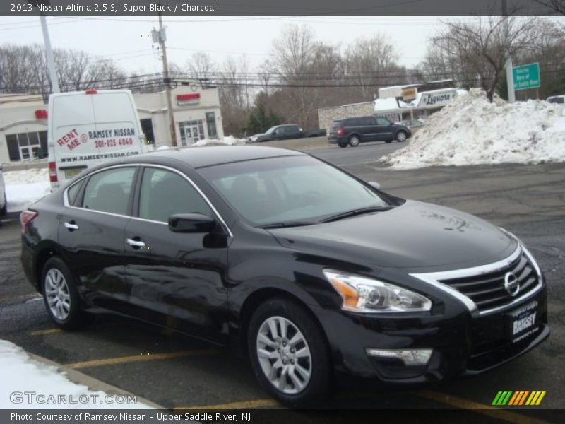 Super Black / Charcoal 2013 Nissan Altima 2.5 S