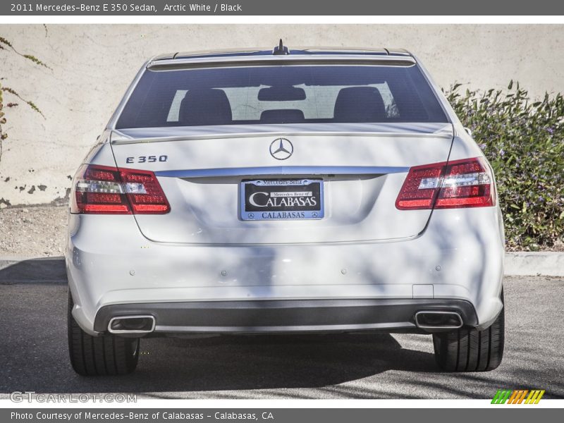 Arctic White / Black 2011 Mercedes-Benz E 350 Sedan