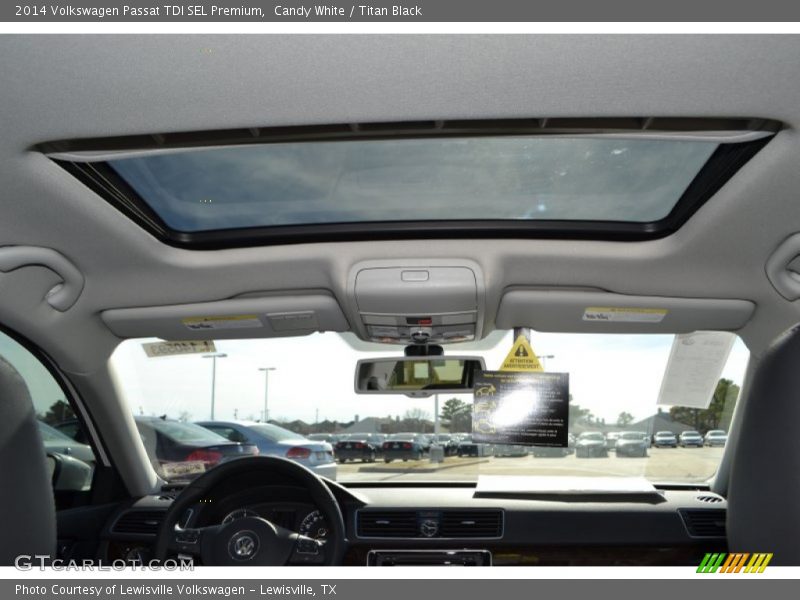Candy White / Titan Black 2014 Volkswagen Passat TDI SEL Premium