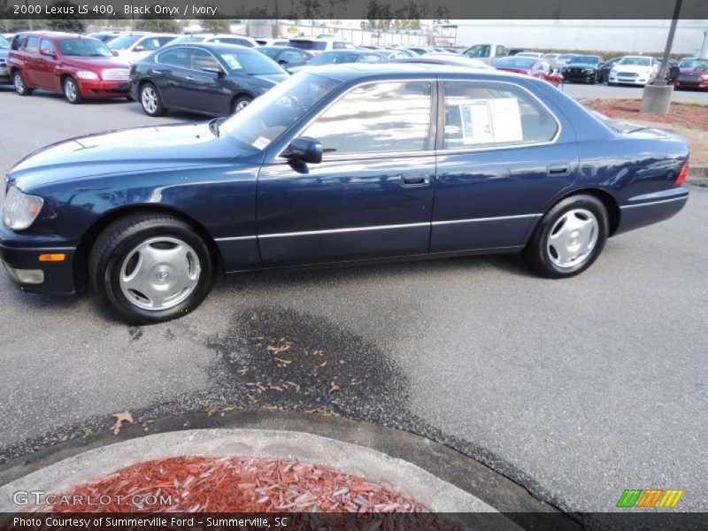 Black Onyx / Ivory 2000 Lexus LS 400