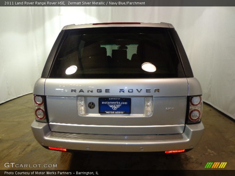 Zermatt Silver Metallic / Navy Blue/Parchment 2011 Land Rover Range Rover HSE
