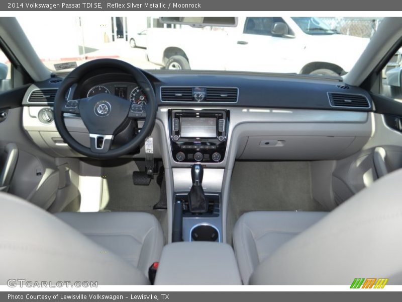 Reflex Silver Metallic / Moonrock 2014 Volkswagen Passat TDI SE