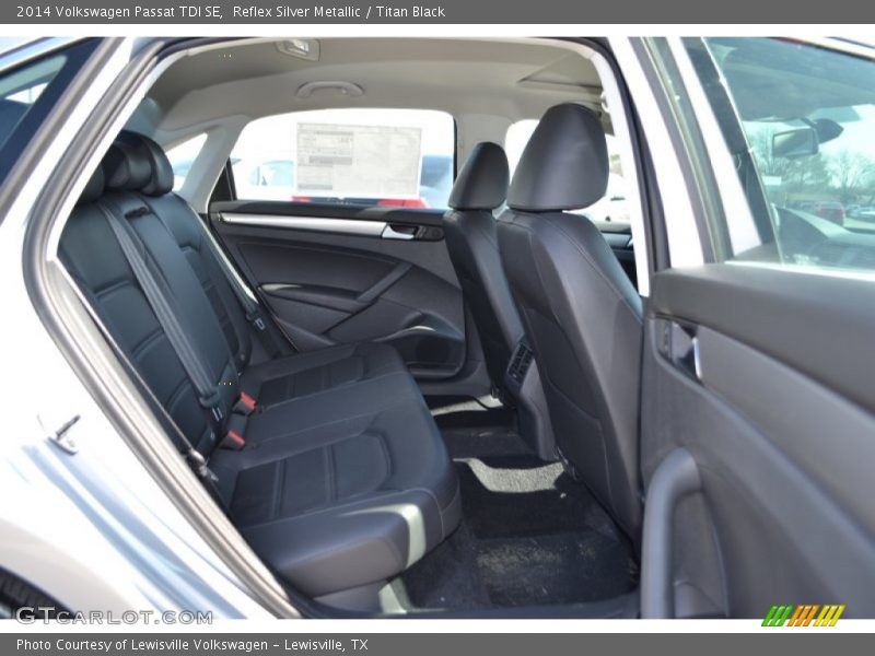Reflex Silver Metallic / Titan Black 2014 Volkswagen Passat TDI SE