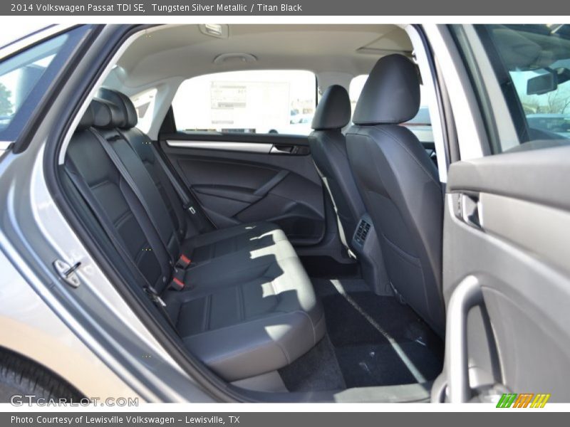 Tungsten Silver Metallic / Titan Black 2014 Volkswagen Passat TDI SE