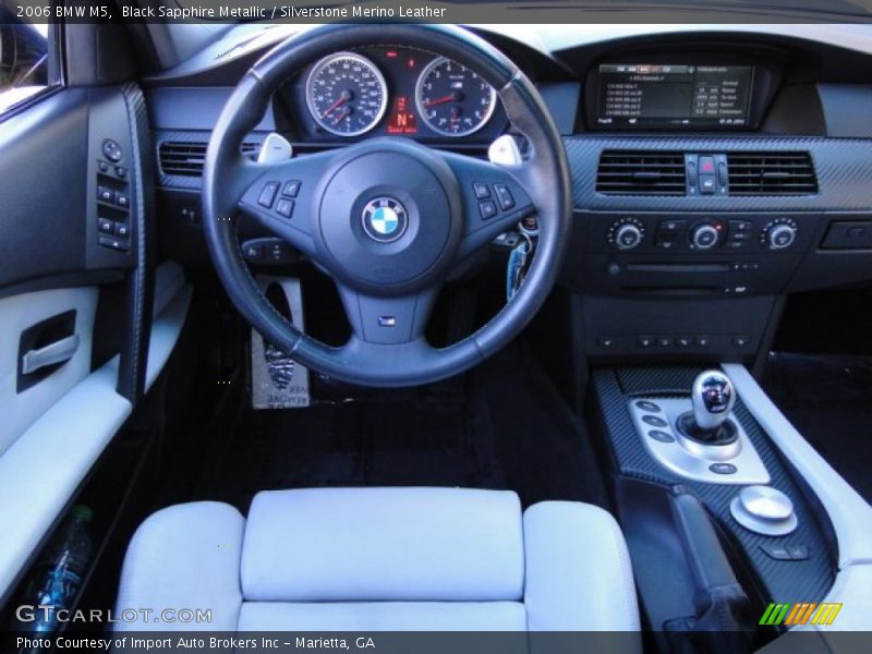 Black Sapphire Metallic / Silverstone Merino Leather 2006 BMW M5