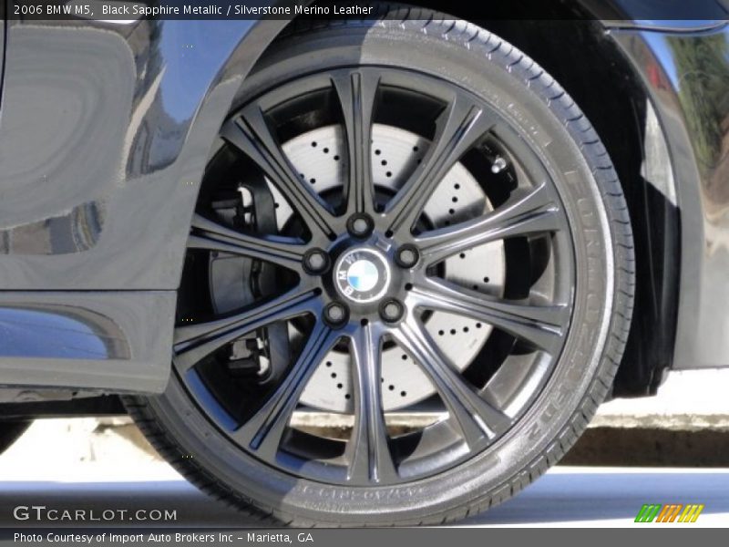 Black Sapphire Metallic / Silverstone Merino Leather 2006 BMW M5