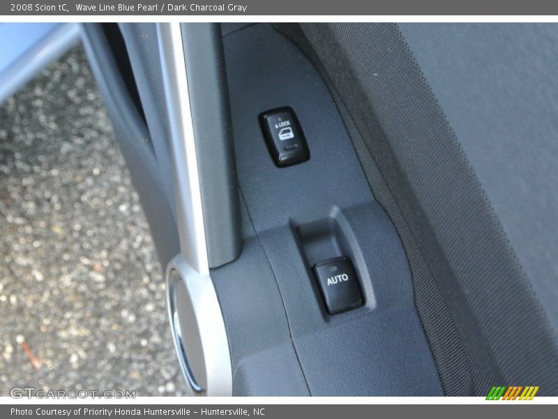 Wave Line Blue Pearl / Dark Charcoal Gray 2008 Scion tC