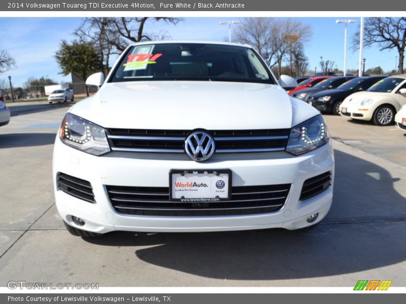 Pure White / Black Anthracite 2014 Volkswagen Touareg TDI Executive 4Motion