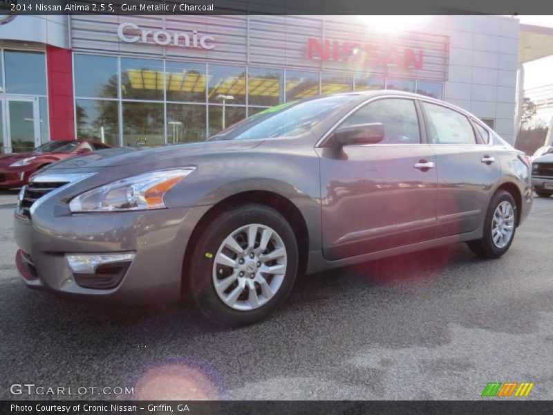 Gun Metallic / Charcoal 2014 Nissan Altima 2.5 S