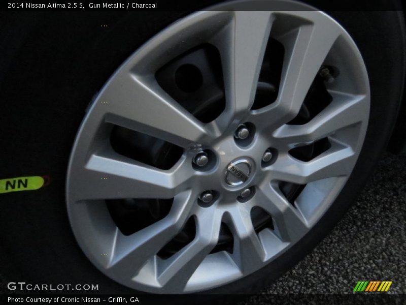 Gun Metallic / Charcoal 2014 Nissan Altima 2.5 S
