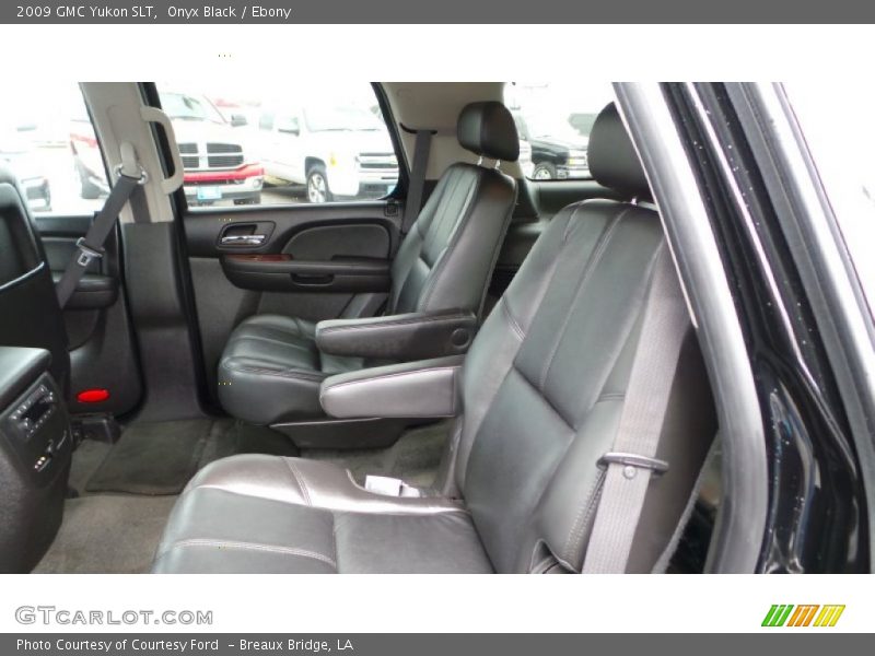 Onyx Black / Ebony 2009 GMC Yukon SLT