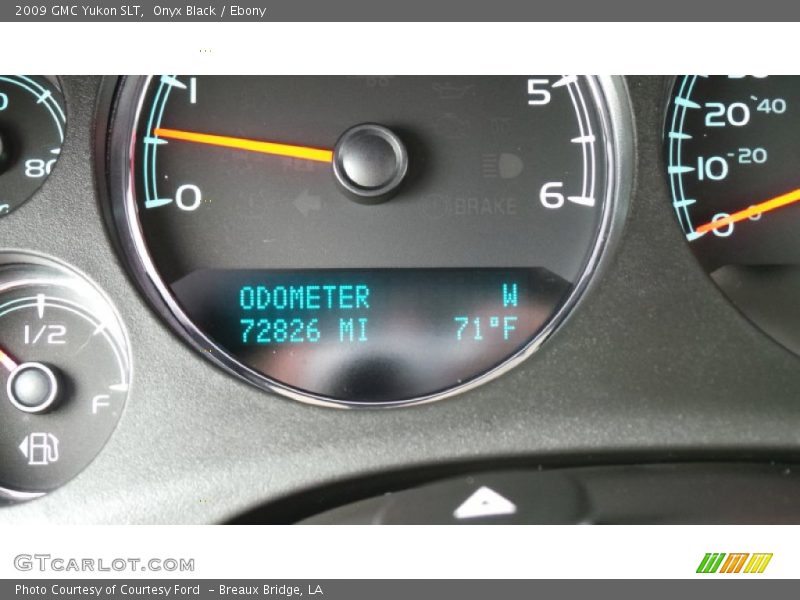 Onyx Black / Ebony 2009 GMC Yukon SLT
