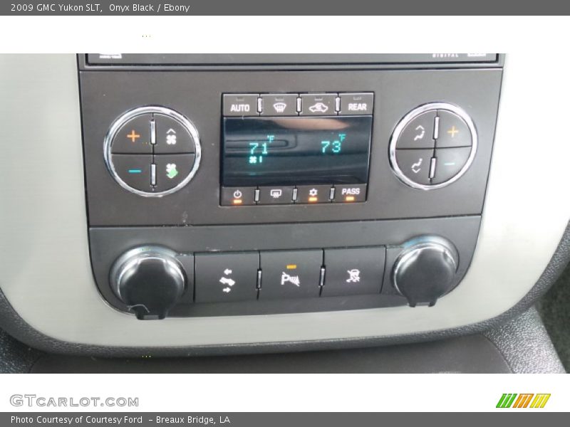 Onyx Black / Ebony 2009 GMC Yukon SLT