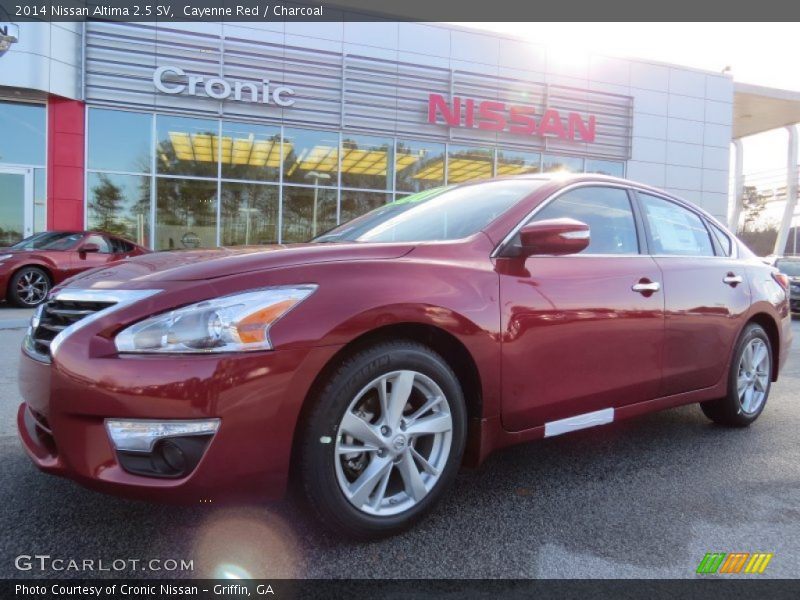 Cayenne Red / Charcoal 2014 Nissan Altima 2.5 SV