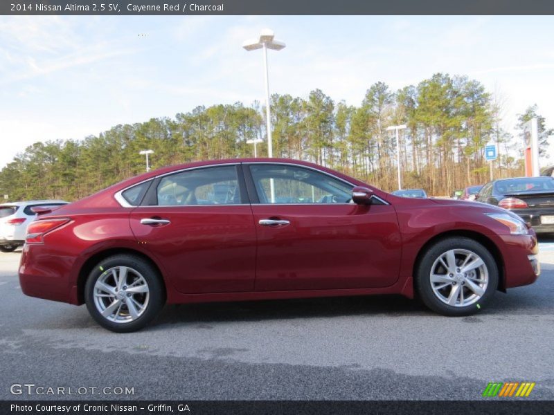 Cayenne Red / Charcoal 2014 Nissan Altima 2.5 SV