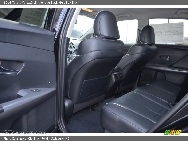 Attitude Black Metallic / Black 2014 Toyota Venza XLE