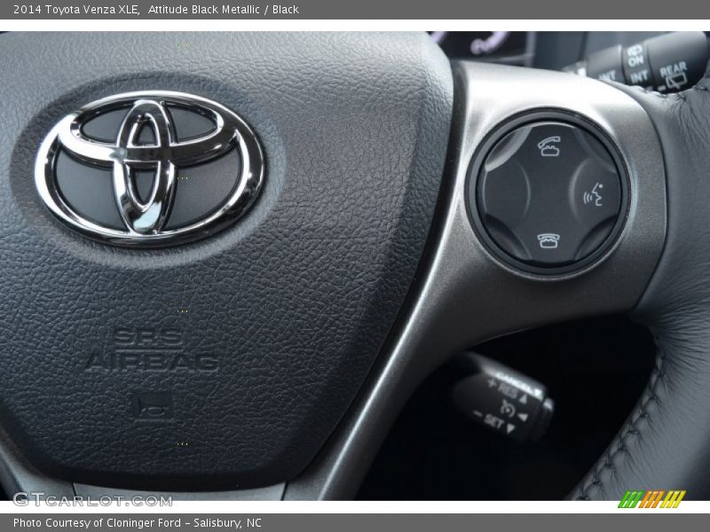 Attitude Black Metallic / Black 2014 Toyota Venza XLE