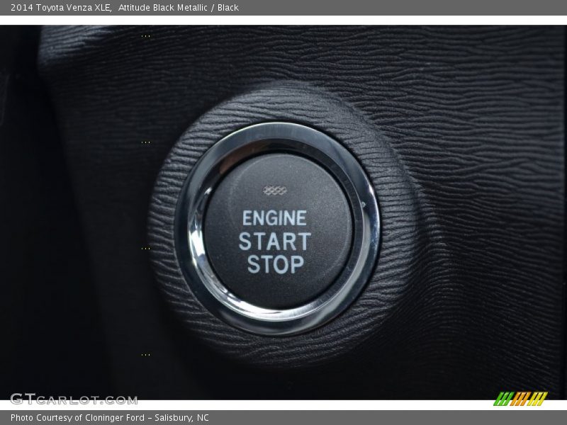 Attitude Black Metallic / Black 2014 Toyota Venza XLE