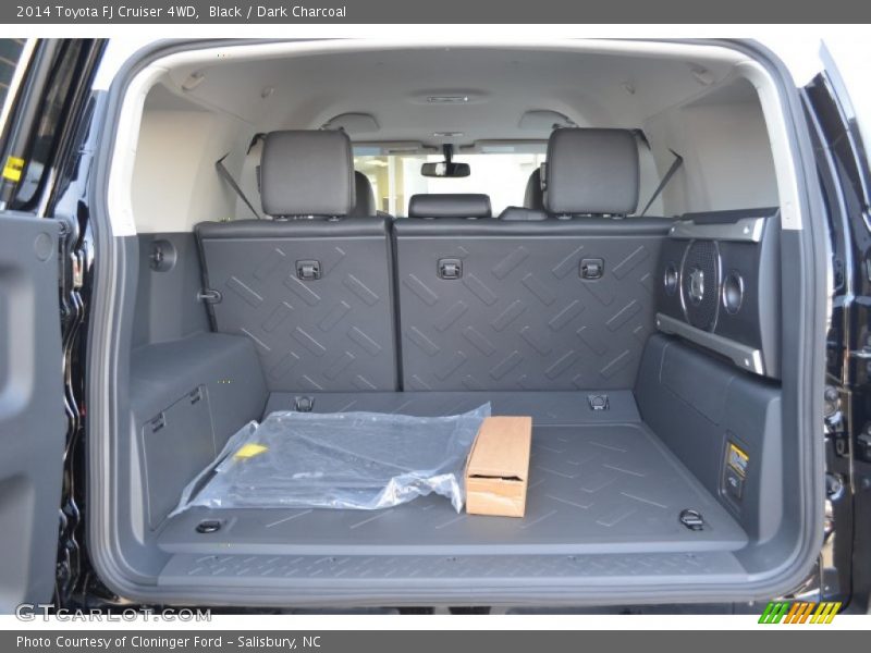 Black / Dark Charcoal 2014 Toyota FJ Cruiser 4WD