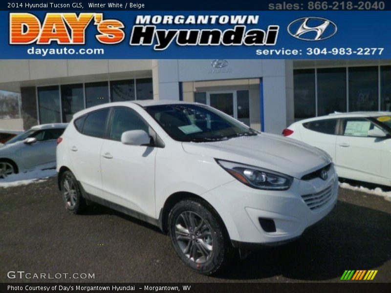 Winter White / Beige 2014 Hyundai Tucson GLS