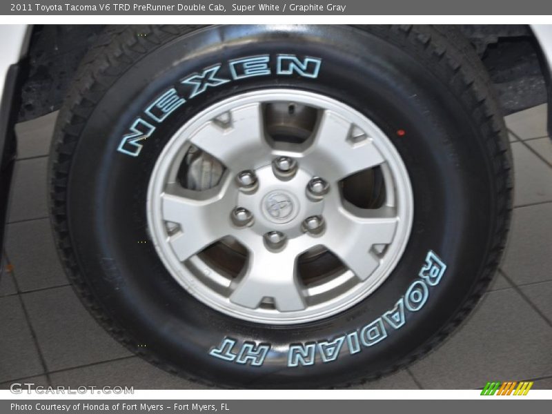 Super White / Graphite Gray 2011 Toyota Tacoma V6 TRD PreRunner Double Cab