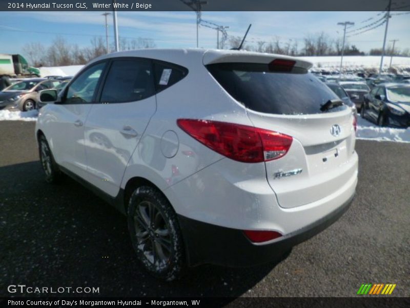Winter White / Beige 2014 Hyundai Tucson GLS